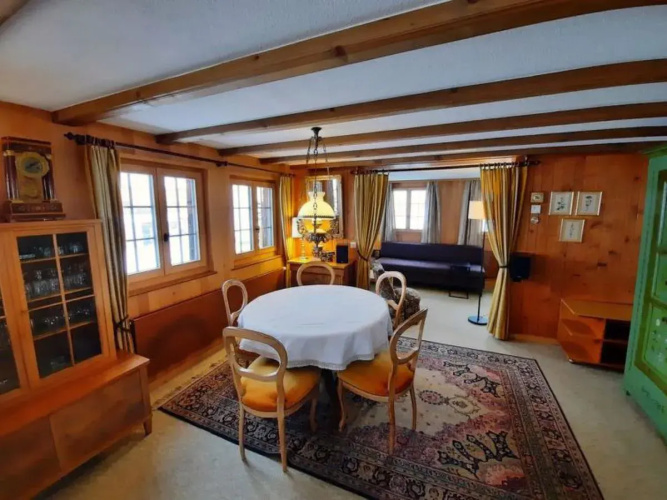 Aerneli, Chalet
