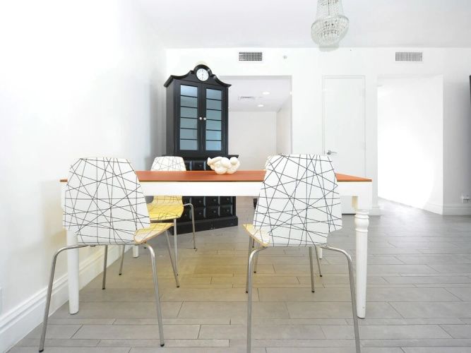 Miami World Rental - Mondrian 1126