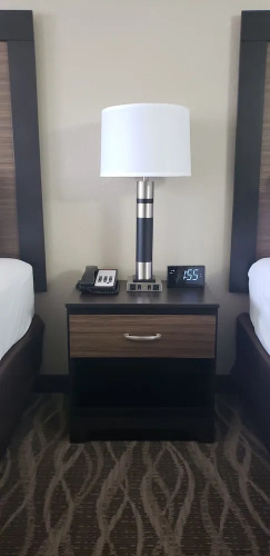 Allington Inn & Suites South Fork