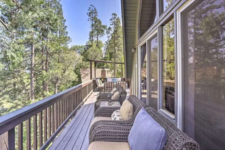 A-frame Home w/ 3 Decks & Lake Arrowhead Views!