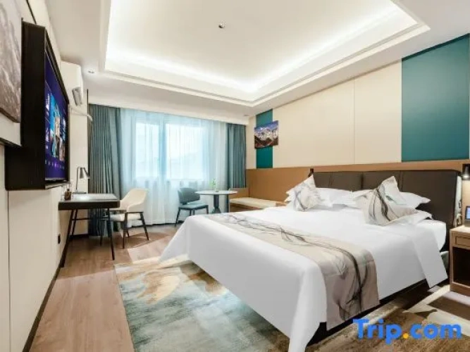 Executive Attic Suite