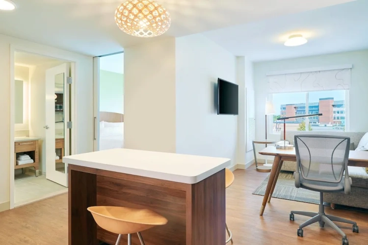 Double Suite
