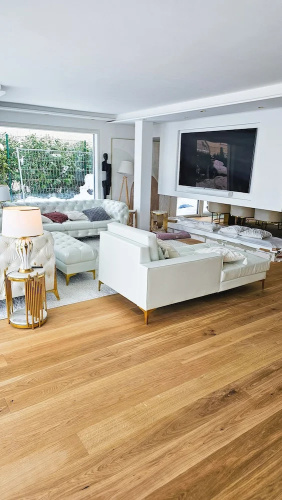 Luxus Neubau 170m2 Loft mit Pool Garten