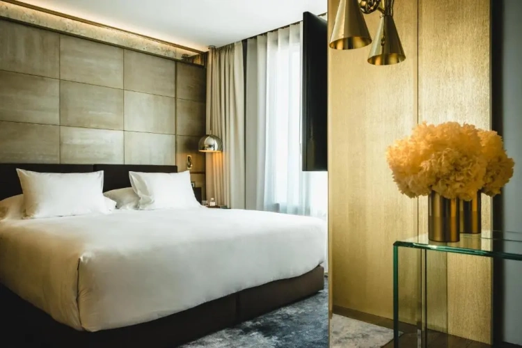 2 Bedrooms Almanac Suite
