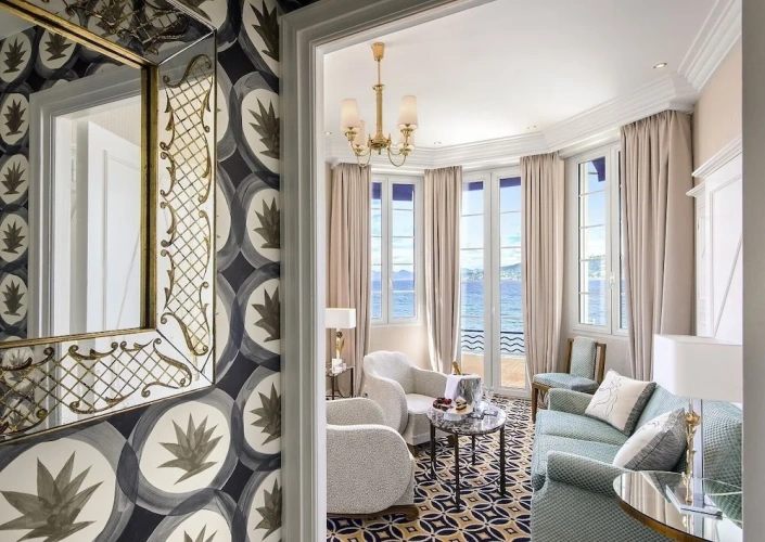 Suite with balcony and with sea view