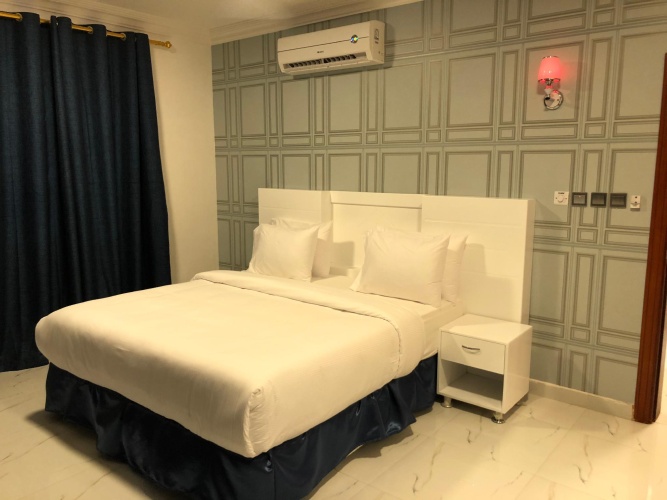 1 Bedroom Suite
