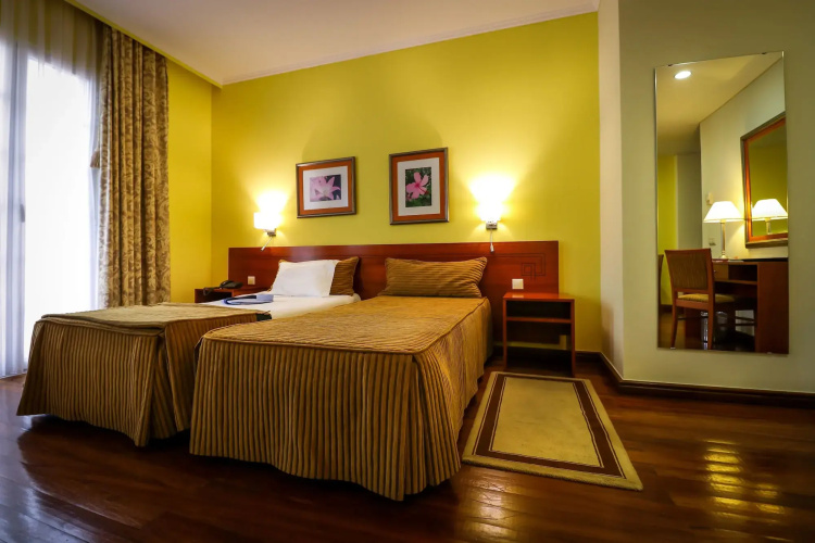 Hotel Camões