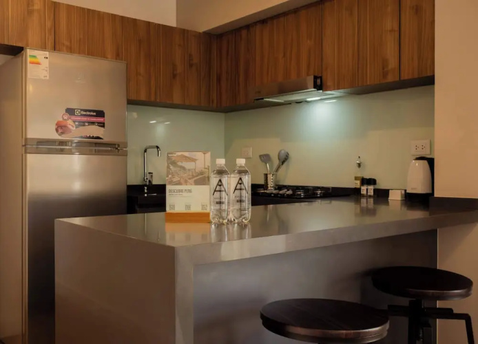 w Astounding 1BR in San Isidro