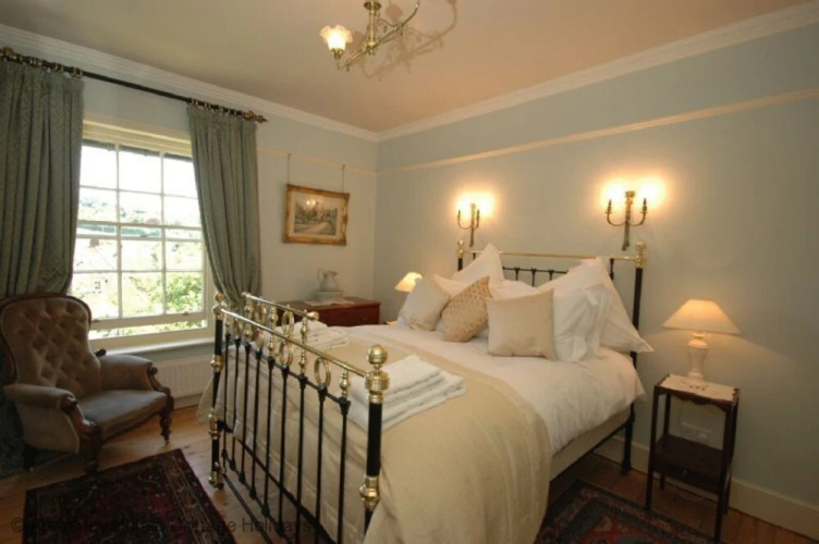 Warre Cottage