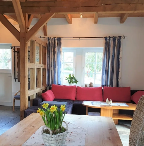 3 Bedrooms Cottage