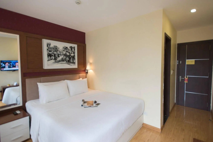 Golden Legend Diamond Hotel