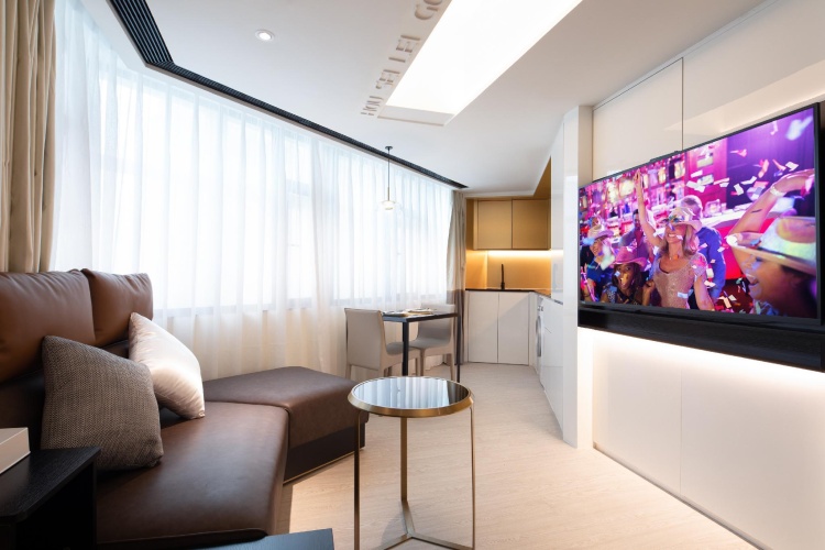 Superior Suite