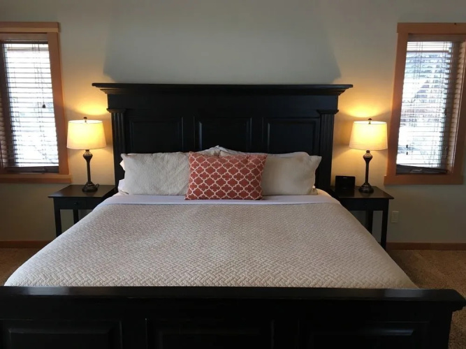 Mt Gardner Inn