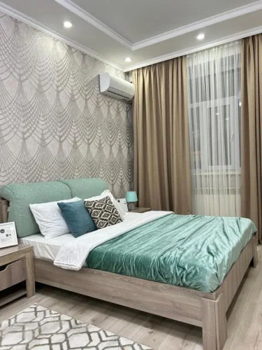 Green Plaza Apartment