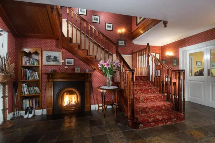 Killarney Lodge Over view