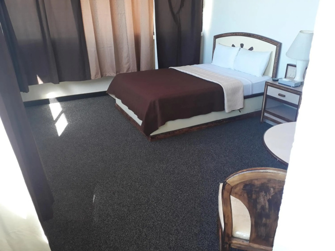 Hotel Corona Plaza