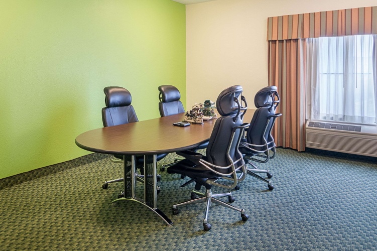 Quality Inn & Suites photo 7