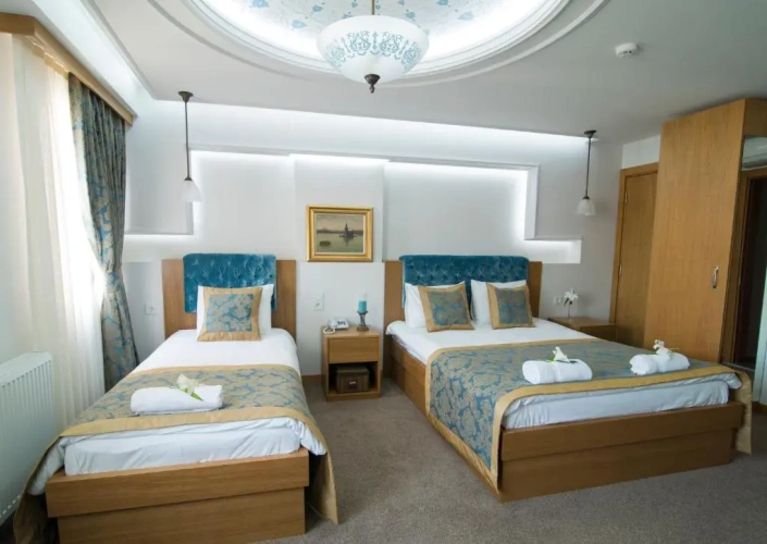 Quadruple Suite