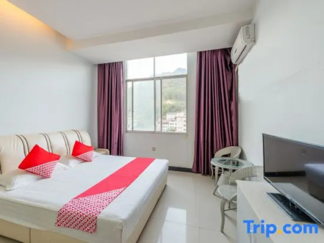 Yajing Theme Hotel