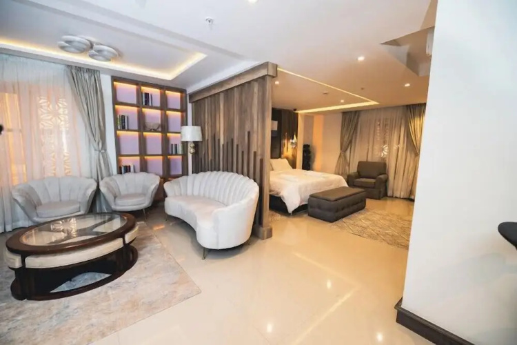 Meethaq Hotels Limited