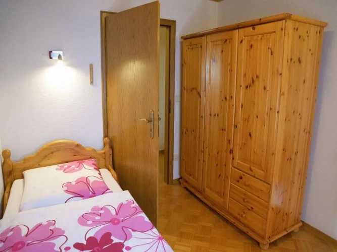 3 Bedrooms Apartment