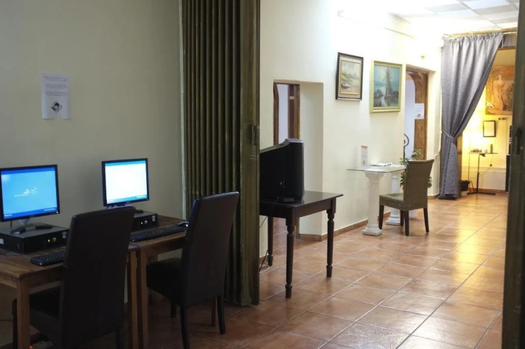 Hostal Europa