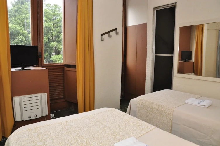 Standard Twin Apartment