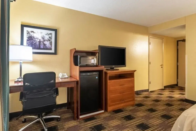 Quality Inn