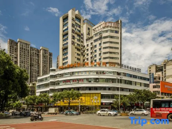 Pipi Hotel Chenzhou (Beihu District Bubu Gaoxin Tiandi Square)