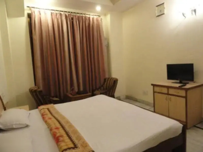 OYO 2529 Hotel Siddharth Residency