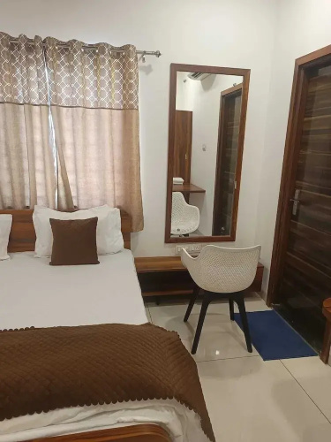 Vaatsalya Rooms