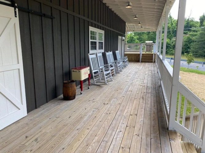 Greeter Falls Lodge Unit 2