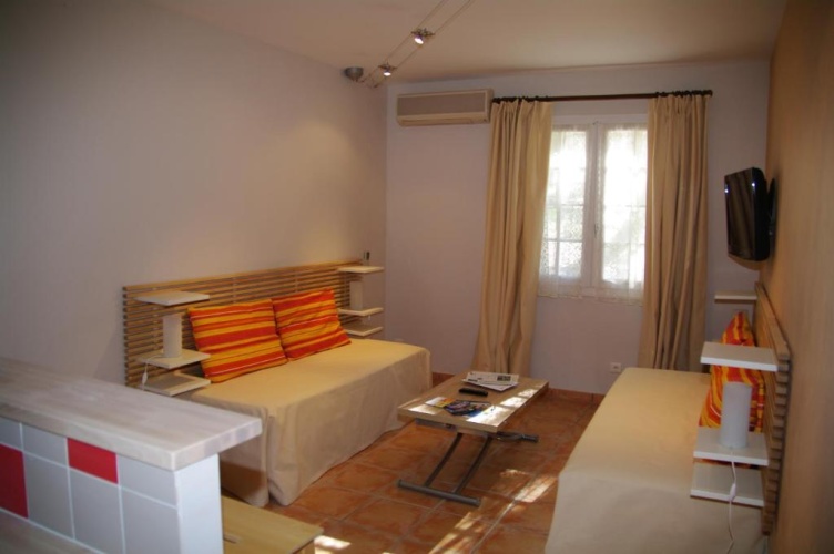 1 Bedroom Basement Apartment