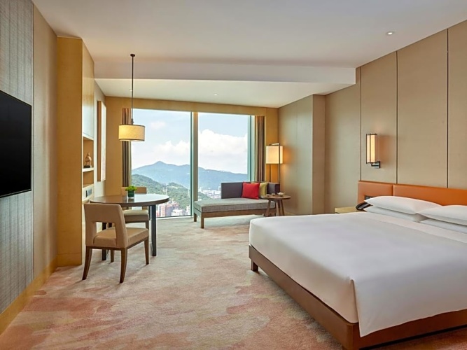 Double Club room