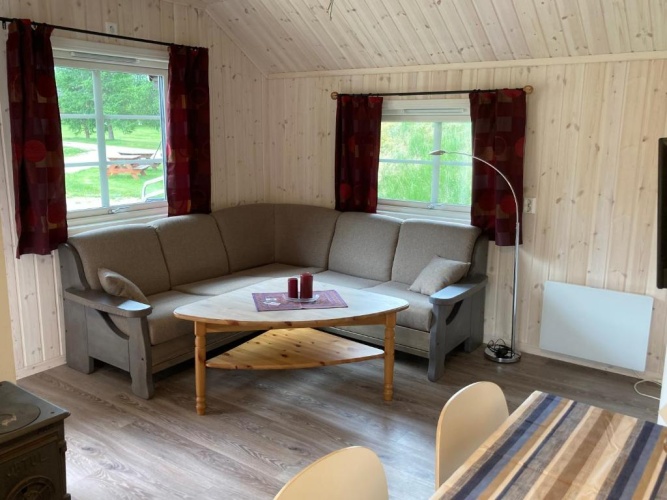 3 Bedrooms Quadruple Cottage