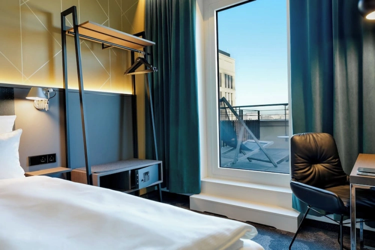 Standard room with balcony