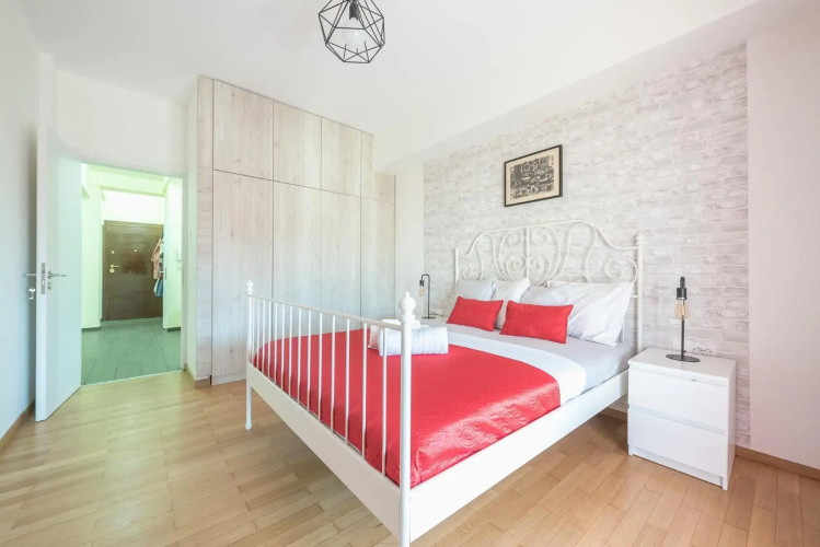 Superb Acropolis view 3bd apt in historical center