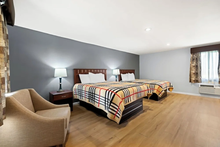 Deluxe Quadruple room