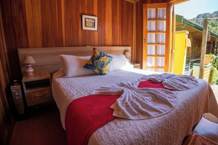Economy room