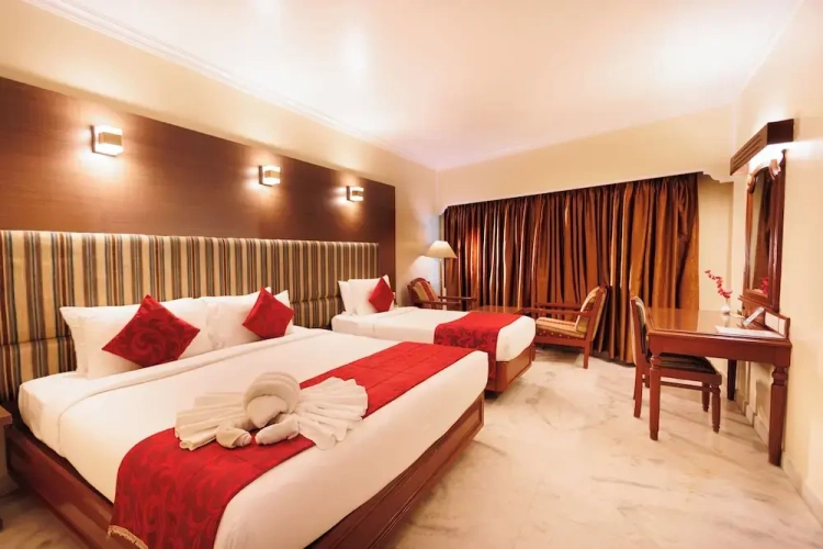 1 Bedroom Premium Triple room with city view