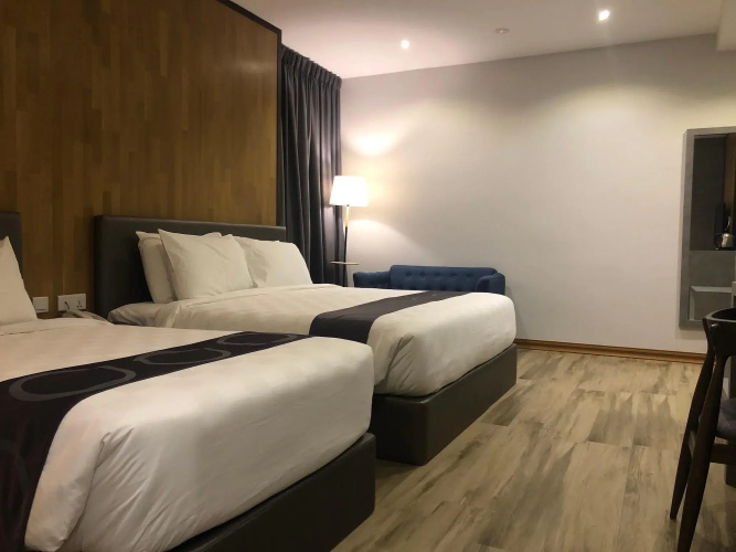 Frame Hotel