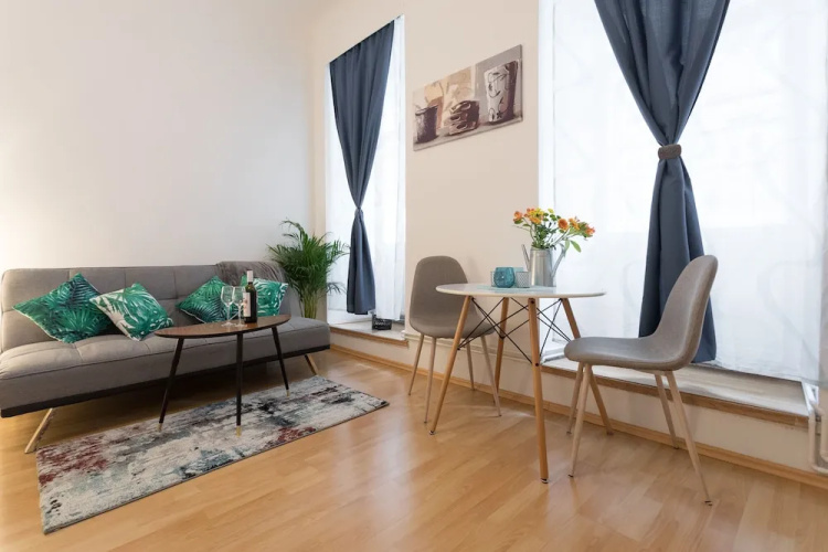 30 sqm Studio Near Danube
