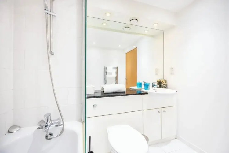 Hide Out Two Bed Apartment at ExCeL