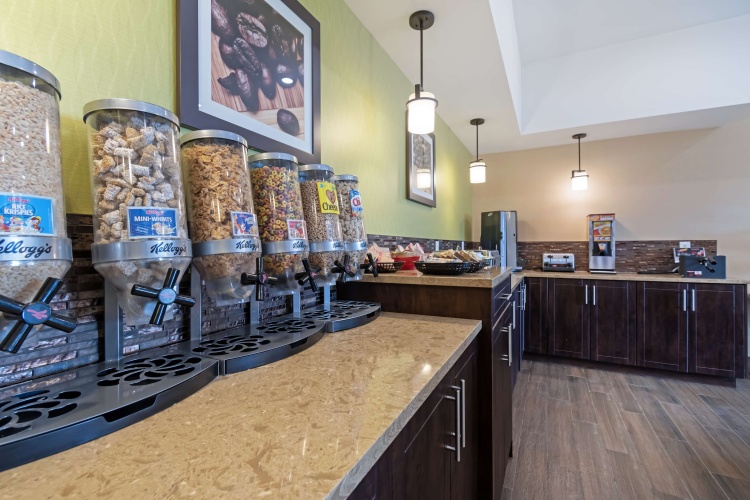 Best Western Plus Moosomin Hotel photo 13