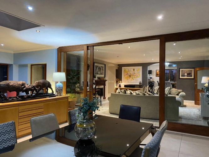 The Ridgeback, 4 Bedroom House Bryanston