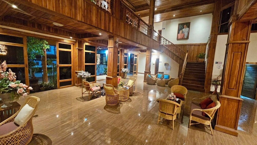Kum-Chan House Hotel