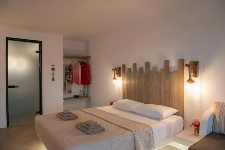 Myrsini's Luxury Suites