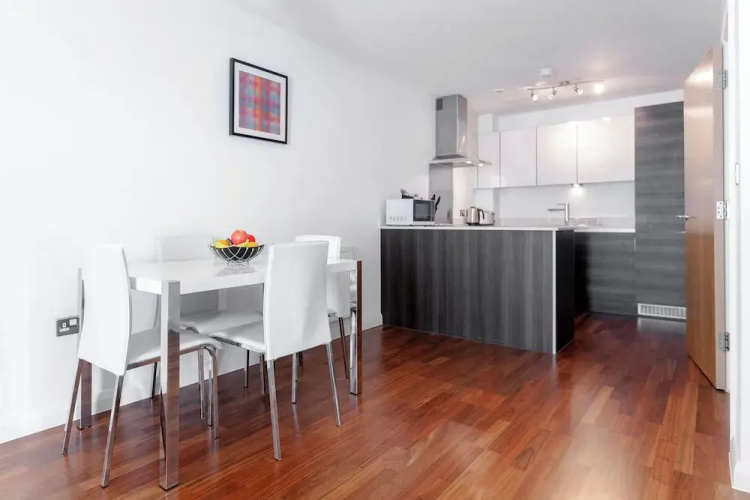 Roomspace Apartments - Chorus