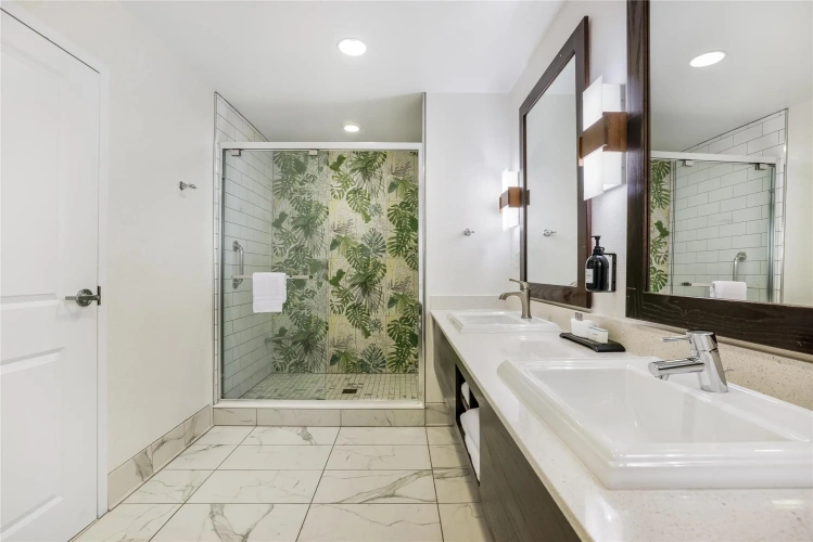 Double Suite