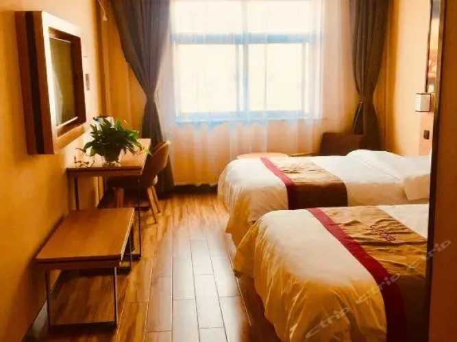 Standard Twin room with view